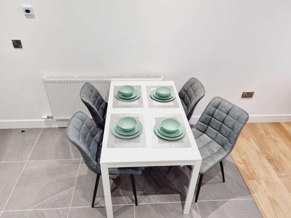 Lmk, Spacious 1 Bedroom Ground Floor Apartment, Ev Charger, Free Parking Wi-Fi, Great Location 벨파스트 외부 사진